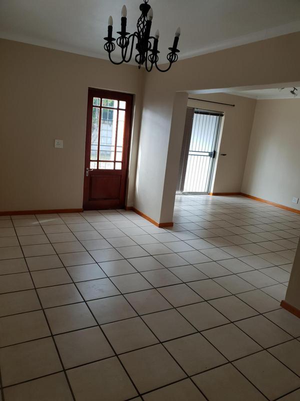 To Let 3 Bedroom Property for Rent in Protea Heights Western Cape